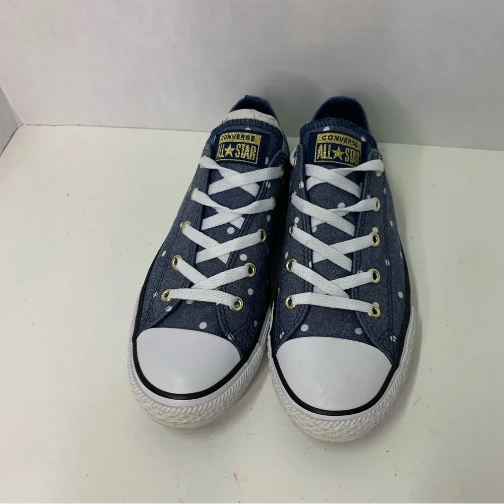 Converse Chuck Taylor All Star Madison Low Polka Dots size 4 Junior SUPER CLEAN